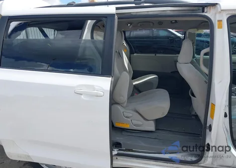 2013 Toyota Sienna Le V6 8 Passenger from USA, damaged, VIN 5TDKK3DC4DS309675